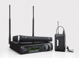 Компания TOA представила на рынке новинку - высококачественный цифровой радиомикрофон серии D5000.